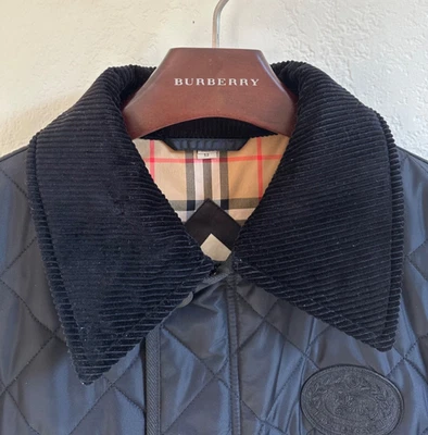 Jaqueta masculina Burberry acolchoada celeiro preta tamanho EUA grande nunca usada. - Imagem 1 de 4