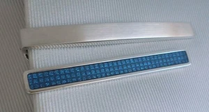 2 Krawattennadeln silbern matt + Transparentlack blau 2. Wahl 2R27 12T - Bild 1 von 2