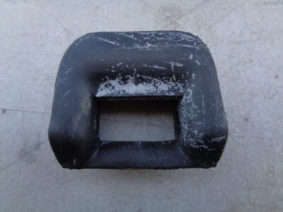 2004-2008 CHRYSLER CROSSFIRE FRONT DOOR STOPPER RUBBER BOOT COVER LEFT SIDE OEM - Image 1 of 3