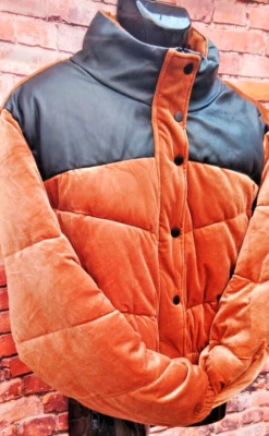 Abrigo acolchado Celebrity rosa para mujer color coñac completo con cremallera y botones Foto 1 de 4