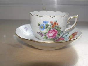 Herend Demitasse Cup and Saucer Set Floral - Bild 1 von 12