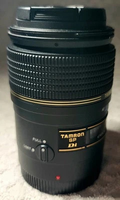 TAMRON SP AF 90mm F2.8 Di MACRO 1:1 Single Focus Lens MF 272E for Pentax AF - Image 1 of 4