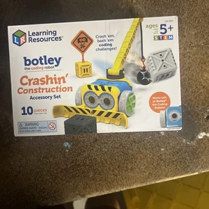 Learning Resources Botley the Coding Robot Crashin' Construction Accessory Set - Picture 1 of 3