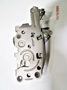 1969-1977 CORVETTE (RT PASSENGER SIDE) DOOR LOCK LATCH - Picture 1 of 5