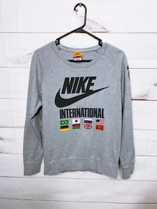 Nike Track & Field Mens Sweatshirt Size M Gray International Flags Long Sleeve - Picture 1 of 10