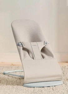 Babybjörn Babywippe Bouncer Bliss 3D Jersey beige inkl Spielbogen - Bild 1 von 6