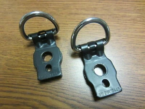 Par de ganchos cromados para camioneta de carga Chevy Express GMC Savana 16-24 - Imagen 1 de 6