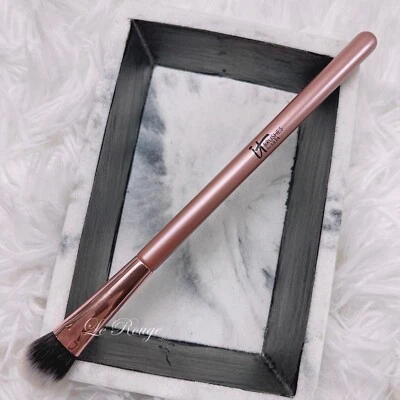 IT Cosmetics Ulta Airbrush All-Over eye Shadow Brush #119 rose gold limited  - Image 1 of 4