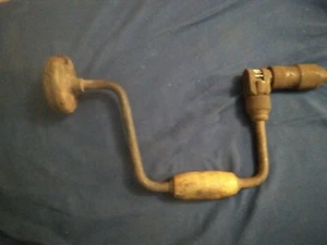 VINTAGE Tools   Ratcheting Hand Drill Auger Bit Brace Woodworking Tool - Picture 1 of 7