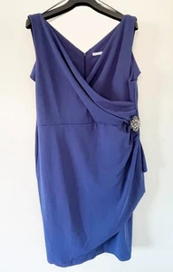 Gina Bacconi Damen Wickelkleid Cocktailkleid blau m. Brosche - Gr. 48 - Bild 1 von 6