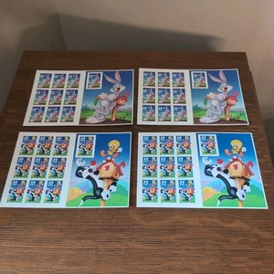 4 MNH Looney Tunes Sheets.  32 cents 1997 & 98 - Picture 1 of 6