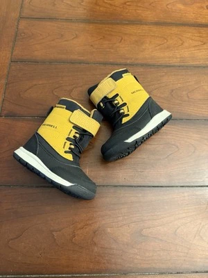 NWOB Merrell Little Kids Unisex Yellow Black Snow Storm Waterproof Boot Size 4M - Image 1 of 4