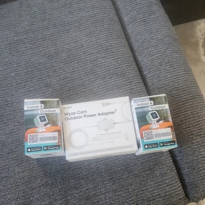 Wyze Outdoor Power Adapter and 2 Wyze Cam v3 Bundle Brand New. FREE SHIPPING  - Image 1 of 4