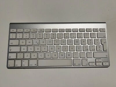 Apple Magic Keyboard A1314 Wireless Keyboard Layout Italiano non funzionante  - Immagine 1 di 2