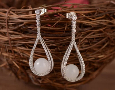 D11 Orecchini A Dondolo Con Sfera Di Calcedonio Bianco In Argento Sterlingo 925 - Immagine 1 di 4