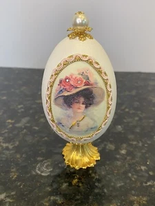 HAND DECORATED GOOSE EGG ON STAND VICTORIAN - Picture 1 of 7