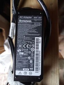 Lenovo Thinkpad 42T4416 AC 65W - T400,T410,T420,T430,X200,X220,X230 or equiv. - Picture 1 of 2