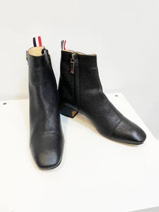Botas para mujer negras Chelsea de diseñador NUEVAS CON CAJA Thom Browne talla 40 10 EE. UU. - Imagen 1 de 8