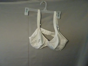 Hanes Bra Womens 36C White Satin Wire Free 3353 G188 Soft Cup Comfort Support - Picture 1 of 10