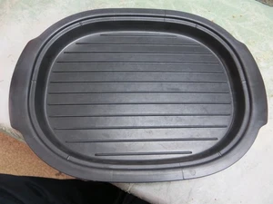 TUPPERWARE ULTRA PRO MICROWAVE OVENWARE BLACK GROOVED GRILL PLATE 7068A-1 - Picture 1 of 9