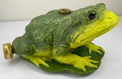 Vintage Concrete Lifelike Bullfrog Frog Sprinkler Yard Decor Very Detailed Green Cover