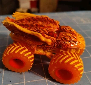 Monster Jam Spin Master Wildfire and Ice Truck 1/64 - Picture 1 of 14