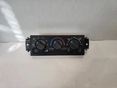 1999-2002 Chevy Silverado Tahoe GMC Sierra Yukon Heater A/C Climate Control A076 - Image 1 of 4