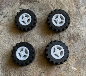 Lego Set Technic Reifen & Räder Lot (4) Auto Fahrzeug LKW - Bild 1 von 3