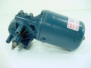 Front Windshield Wiper Motor for 68-72 Opel Kadett Rallye 43-1555 Remanufactured - Picture 1 of 3