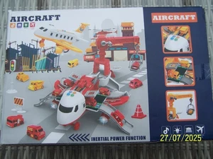 Aircraft Polizeiflugzeug Police Series mit Licht und Sound mit 3 Polizeiautos - Bild 1 von 8