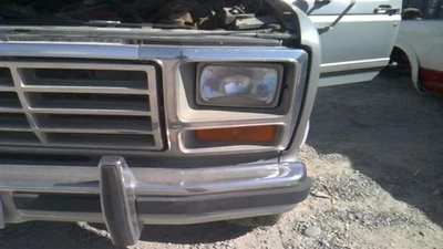 Driver Left Headlight Chrome Grille Fits 82-86 BRONCO 29460231 Foto 1 de 4