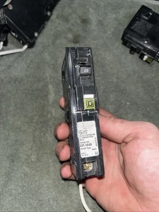 Square D HOM120CAFI 20 A Miniature Circuit Breaker *USED* (A) - Picture 1 of 4