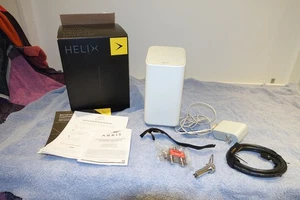 *POST VIDEO* XFINITY TG02DCW4482CT Gateway Modem Router Home Internet WiFi Phone - Picture 1 of 11