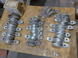 10x Appleton Clb-200m rigid IMC 2" malleable iron clamp back + 23x 1 Hole Strap - Picture 1 of 5