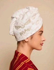 ⚡Harry Potter ⚡ Fan Toalla Hogwarts secador de pelo gorro dorado NUEVO - Imagen 1 de 6