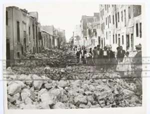 SUEZKRISE 1956 Pressefoto, Keystone Rue Ababu, Port Said - Bild 1 von 2