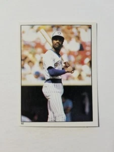 BEN OGLIVIE 1981 TOPPS BASEBALL STICKER #92 MILWAUKEE BREWERS - Picture 1 of 2