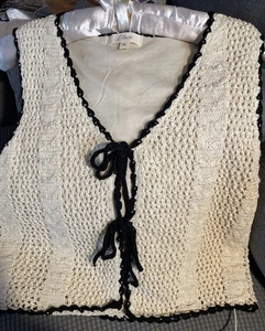 Elan Crochet Vest Ivory Black Ties Lined NWOT XL - Picture 1 of 4
