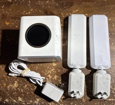 Ubiquiti AmpliFi HD Wi-Fi System - AFi-R Router + 2 Mesh Points – READ STICKY - Image 1 of 4