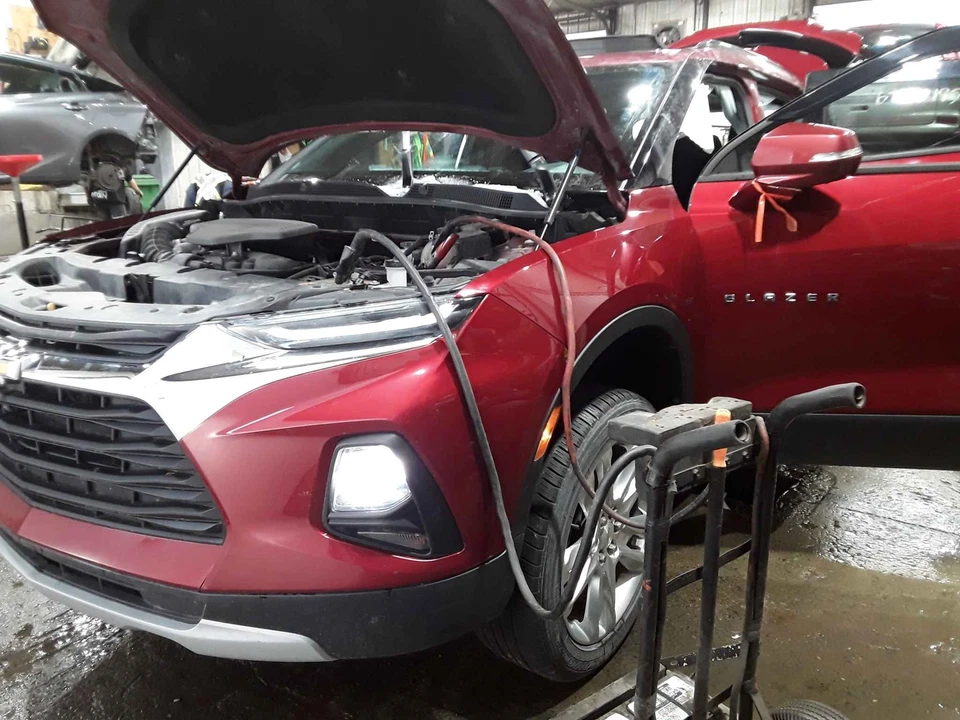 Used Differential Carrier Assembly fits: 2019 Chevrolet Blazer rear axle w/o ele - Image 1 of 4