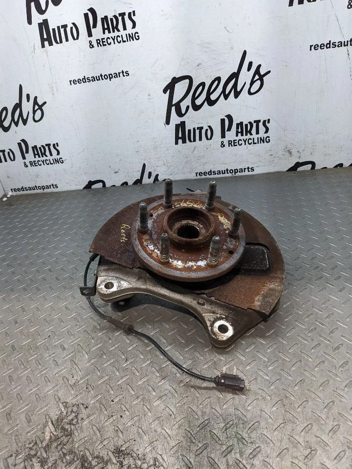 乘客右前主轴/扣适用于 15 - 20 ESCALADE 1107302 — 第 1/4 张图片