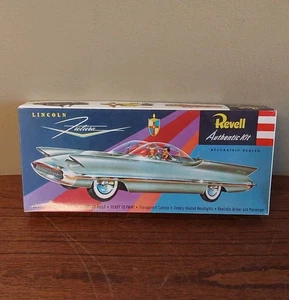 Revell 1956 ORIGINALAUSGABE Lincoln Futura gebauter Modellbausatz - FEHLENDE FIGUREN - Bild 1 von 7