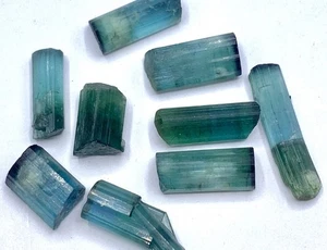 Schöne terminierte neonblaue Turmalin Kristalle aus Afghanistan - Bild 1 von 4