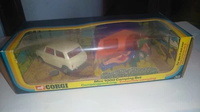 Corgi 38 Mini Set Campeggio Mint in Buona Scatola Originale non aperto - Immagine 1 di 4