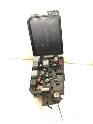 Caja de fusibles motor BUICK ENCORE 13 14 Foto 1 de 3
