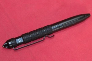 Dan Wesson Tactical Pen  - Picture 1 of 2
