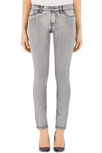 Nuevo con etiquetas J Brand 811 pierna ajustada de altura media en borderline - Imagen 1 de 2