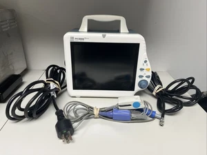 Mindray PM 8000 Express Patient Monitor With Cables Working Condition - Picture 1 of 7