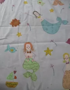Laura Ashley Lavanda Sirena Bambina Sotto Mare Pesce Glitter Cuore Stella Tessuto - Foto 1 di 2