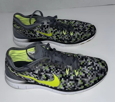 Nike free 5.0 (SIZE 8) (704695-015) - Image 1 of 4